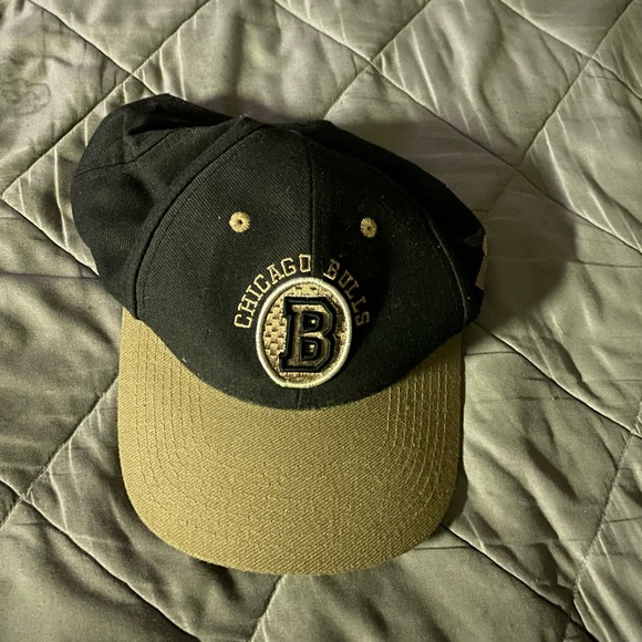 Sports Specialties Vintage 90s Chicago Bulls Snapback Hat Cap Acrylic Wool Blend - Picture 1 of 4